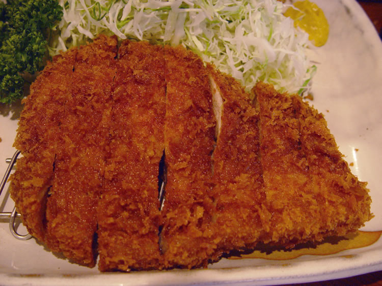 サラダ系の油でサクッと揚げるからご年配の方でも250gをペロリ