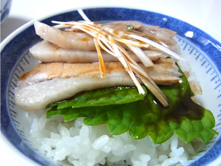 四川料理の定番前菜 雲白肉 ウンパイロウ おうちごはんをワンランクアップ 和豚もちぶた黄金のレシピ 有 関口肉店 栃木県宇都宮市